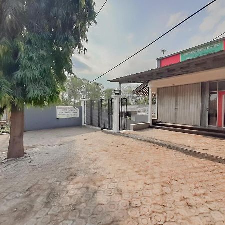 Wisma Asri Syariah Majalengka Redpartner Dawuhan Εξωτερικό φωτογραφία