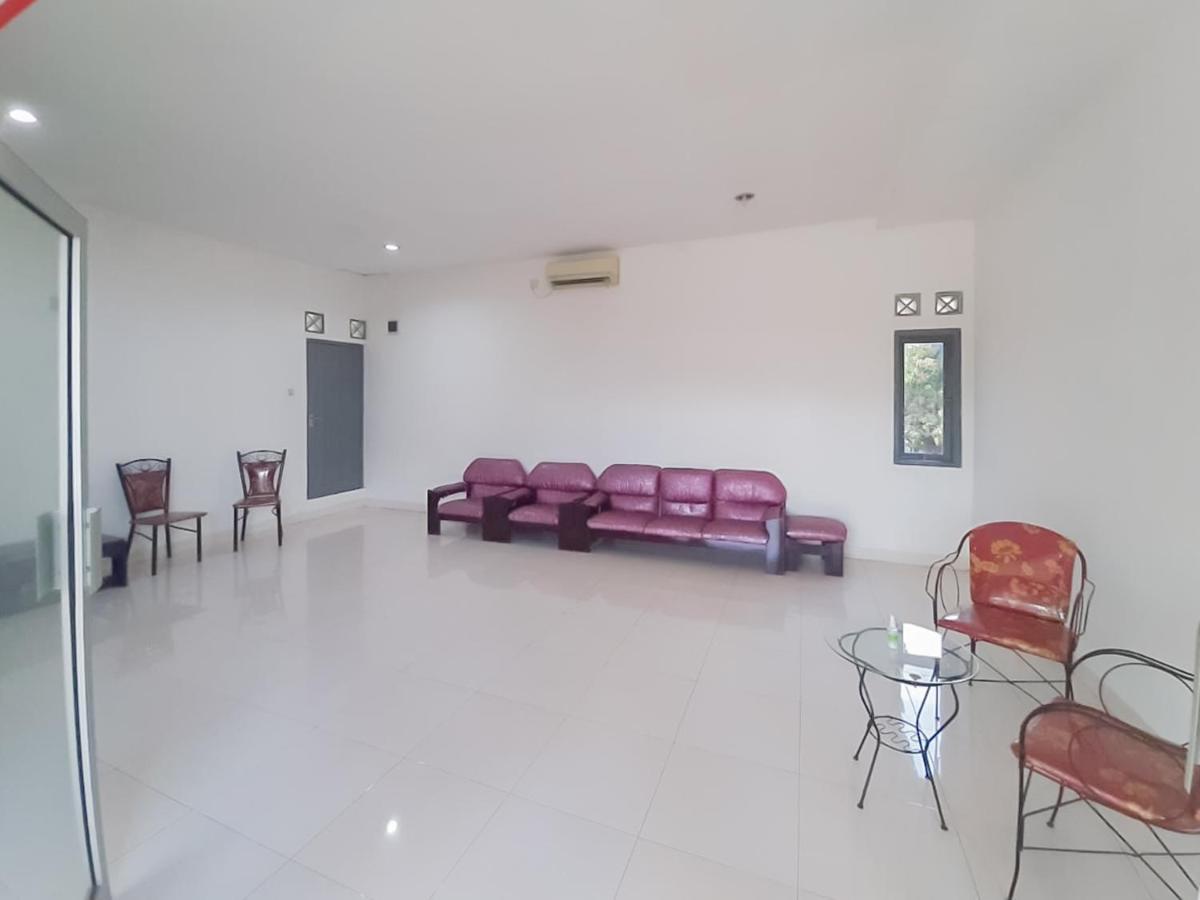 Wisma Asri Syariah Majalengka Redpartner Dawuhan Εξωτερικό φωτογραφία